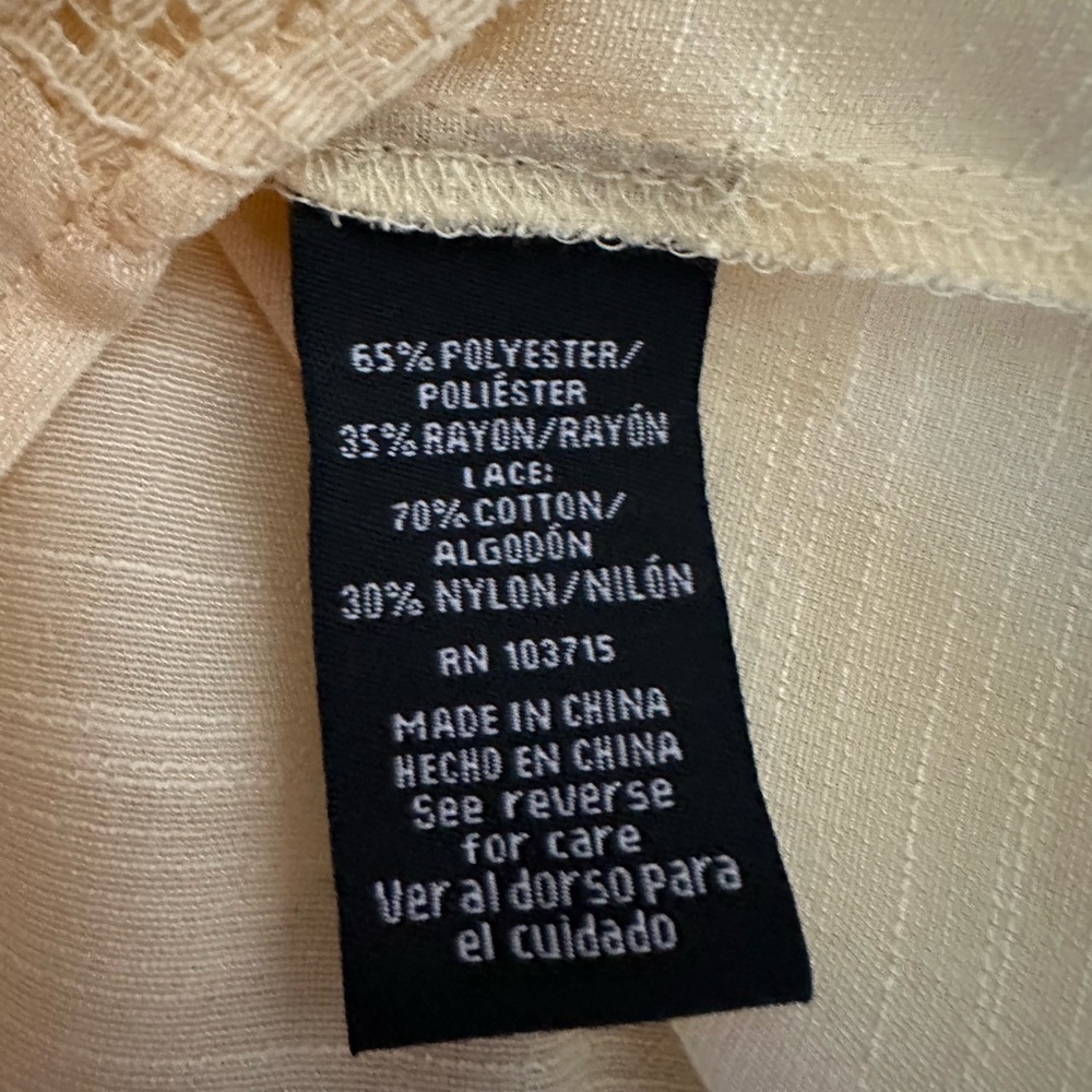 Zac & Rachel Medium Yellow pullover top w/ 3/4 sleeves a lace embellishment NWT - Picture 10 of 10